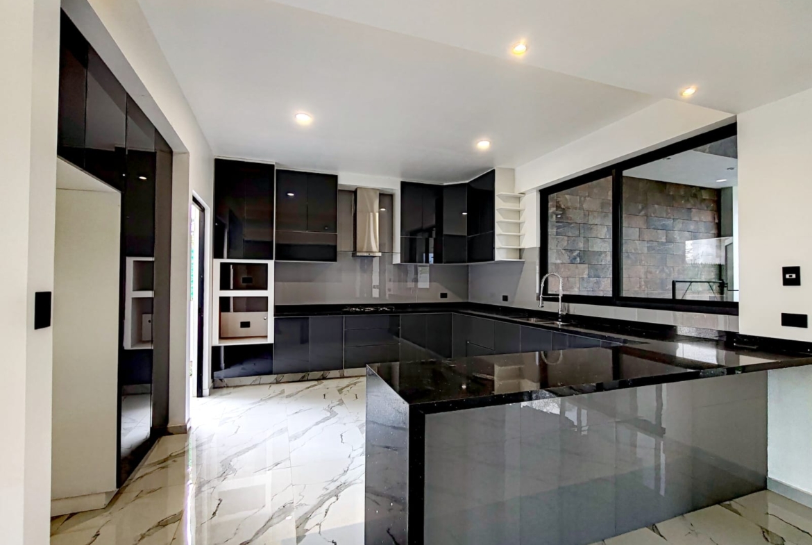 cocina equipada casa de lujo Morelos