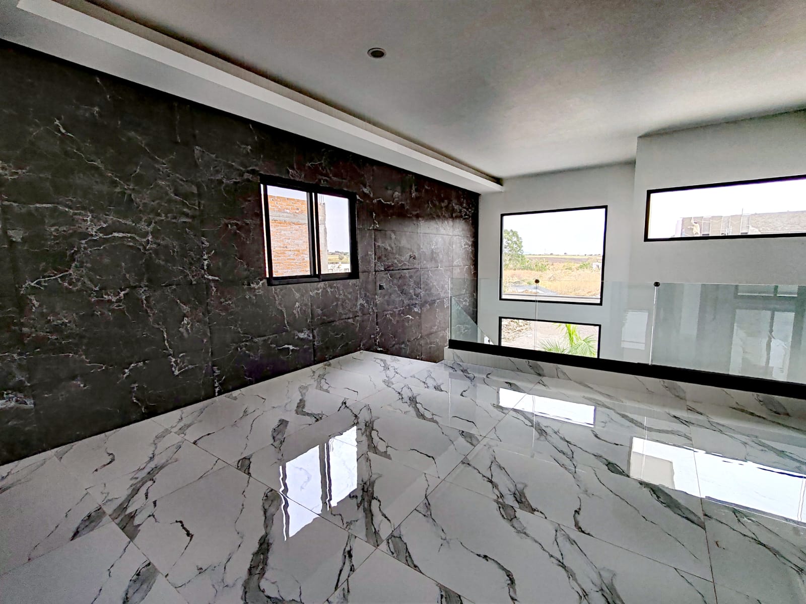 casa en venta Lomas de Cocoyoc con alberca y jardín